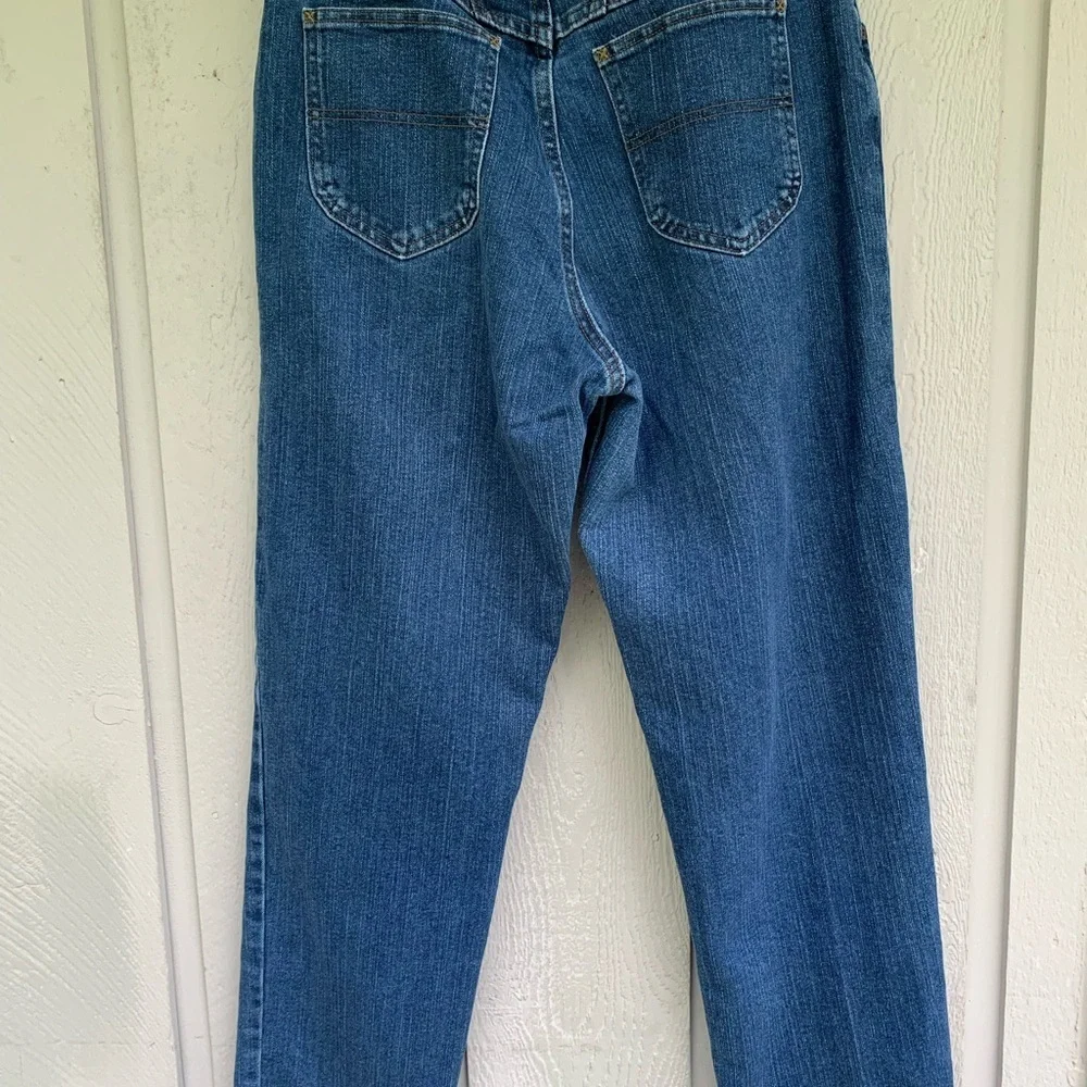 Riders Relaxed Jeans, Women’s Size 14 Petite, Blue Denim Relaxed Fit High Rise - Picture 2 of 13